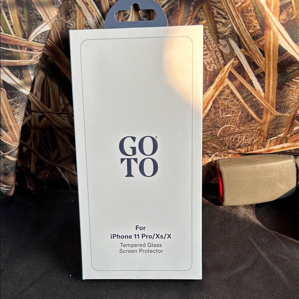 Go-To Tempered Glass Screen Protector for iPhone 11 Pro/Xs/X brand new
